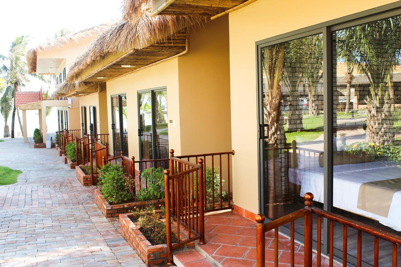 Eagles Beach Resort Phan Thiet Exterior photo